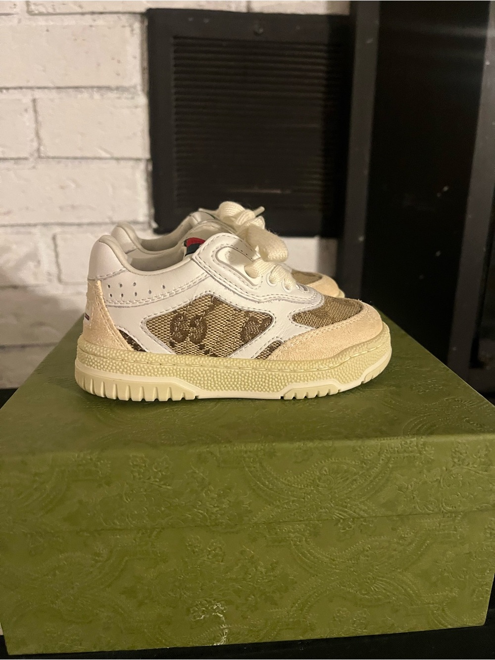 Gucci Kids Cream and Beige GG Logo Sneakers